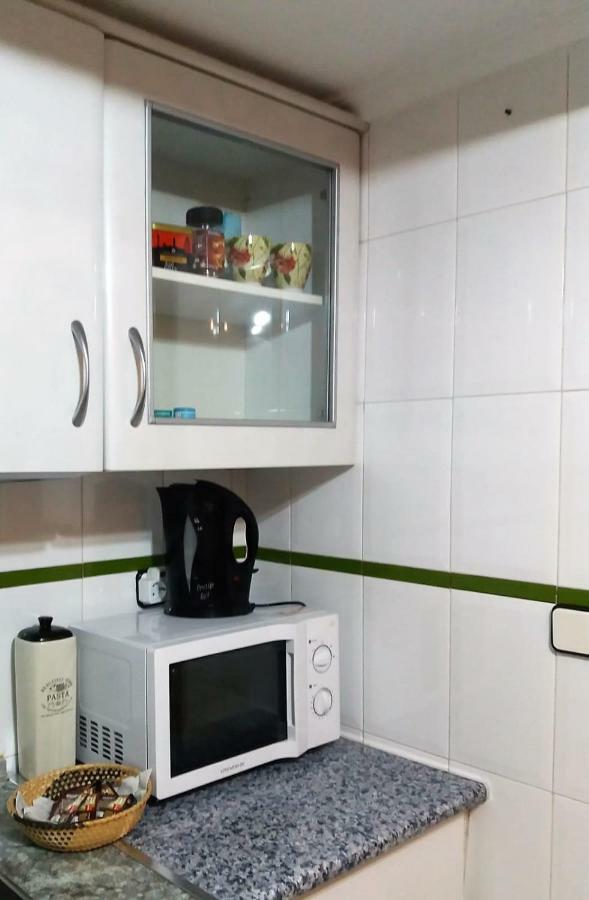 טורבייחה Amazing Sunny Flat With Balcony Pool Two Mins From The Beach מראה חיצוני תמונה