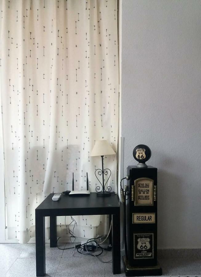 טורבייחה Amazing Sunny Flat With Balcony Pool Two Mins From The Beach מראה חיצוני תמונה