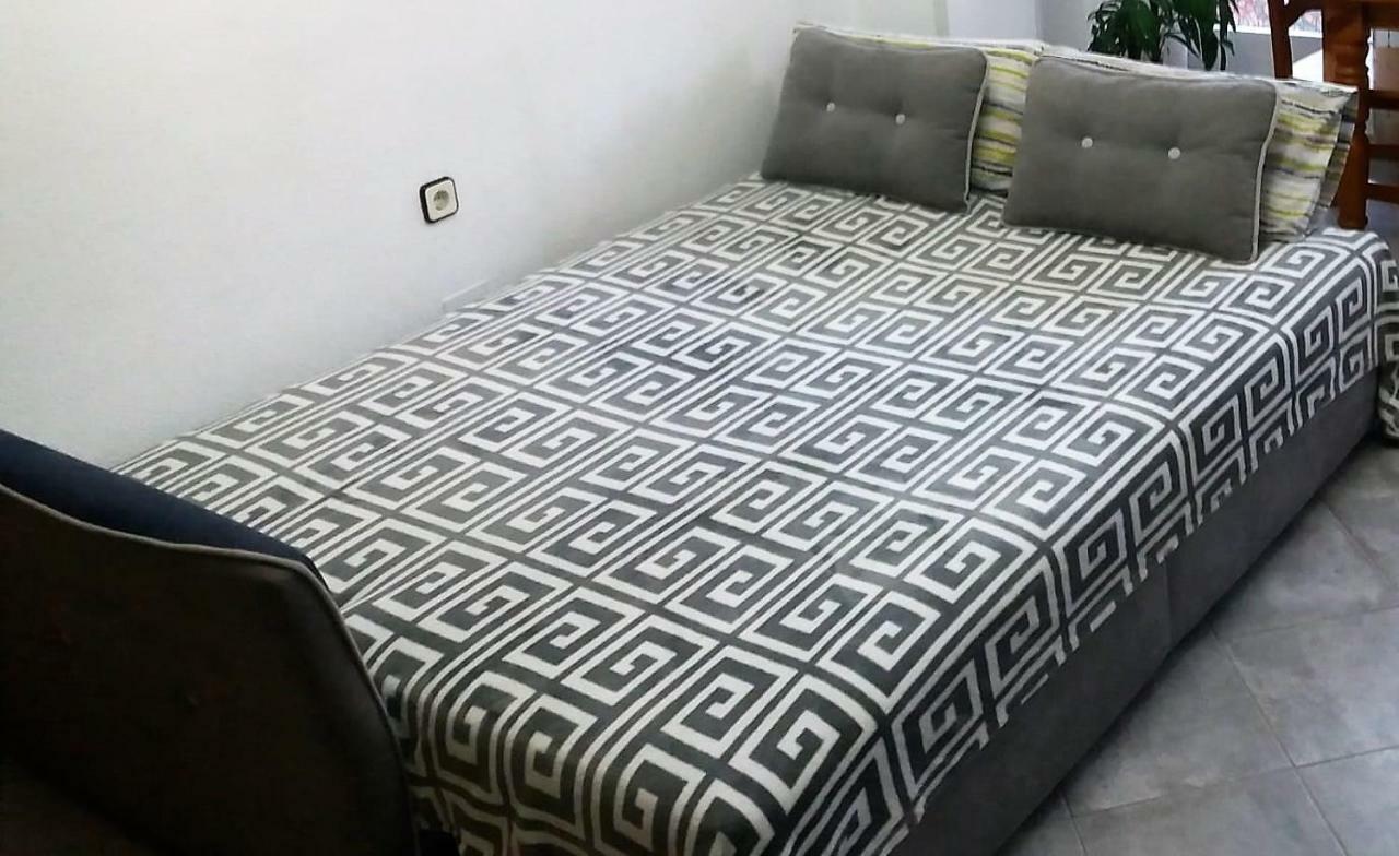 טורבייחה Amazing Sunny Flat With Balcony Pool Two Mins From The Beach מראה חיצוני תמונה